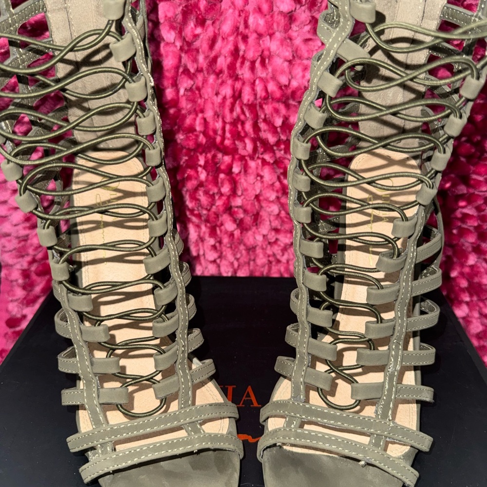 Stylish Olive Lace-Up Sandals